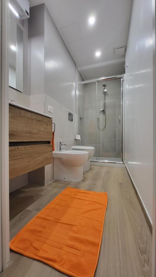 Apartamento Casa Volsci, 2 2 Bagni, Centro *